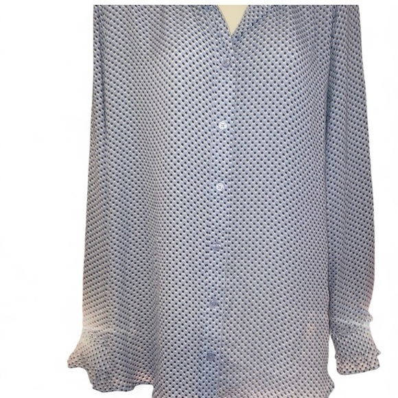 Who What Wear Navy and White Button Down Shirt Ruffle Cuff - Picture 2 of 5